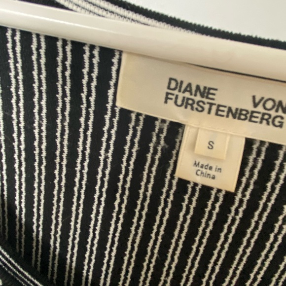 DVF Black and White Dress - Picture 6 of 6